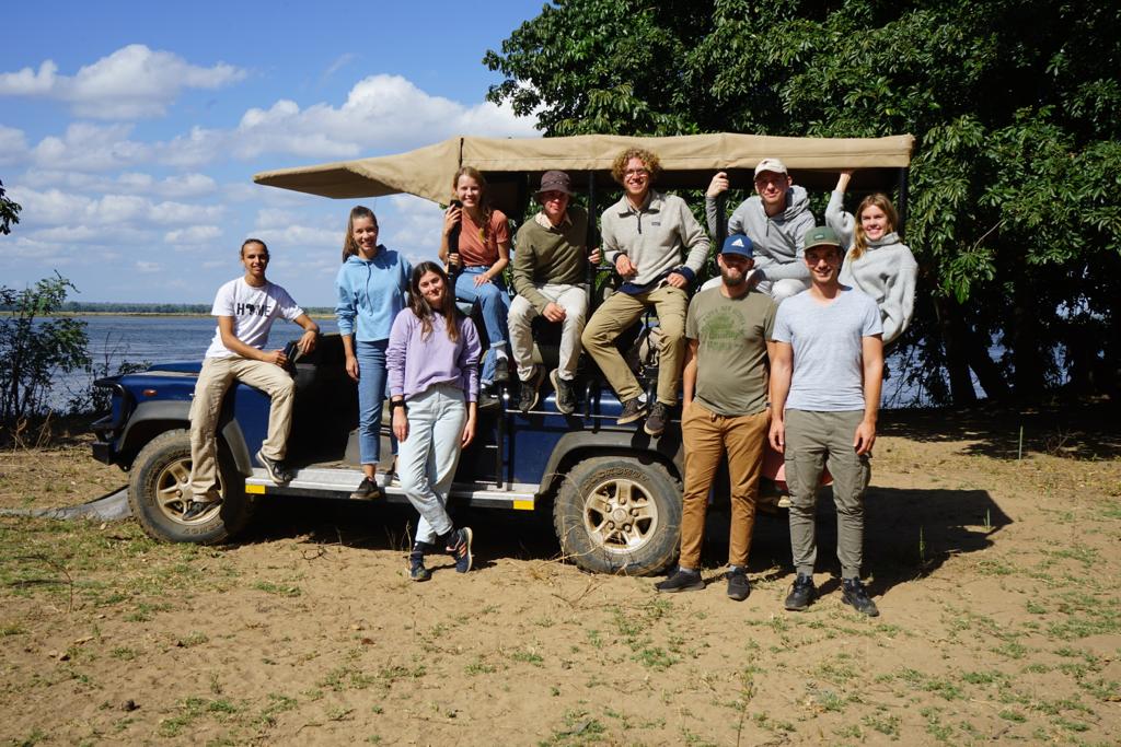 Gruppenfoto während der Safari