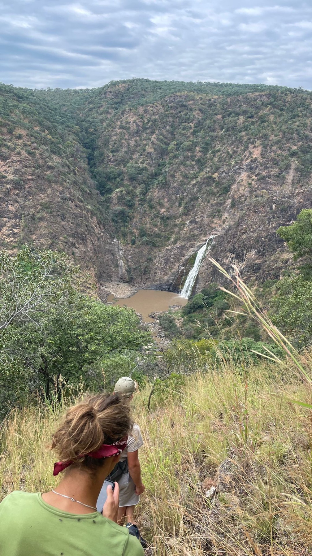 Wandern zum Wasserfall