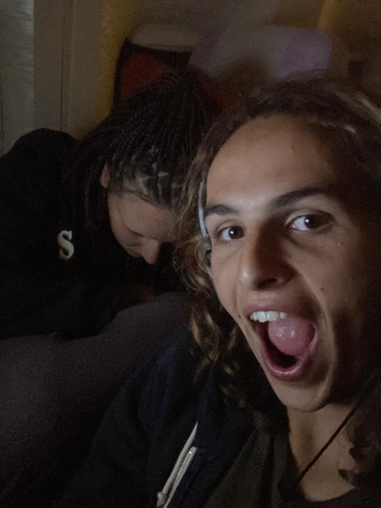 Flugbuddies auf dem weg nach Deutschland